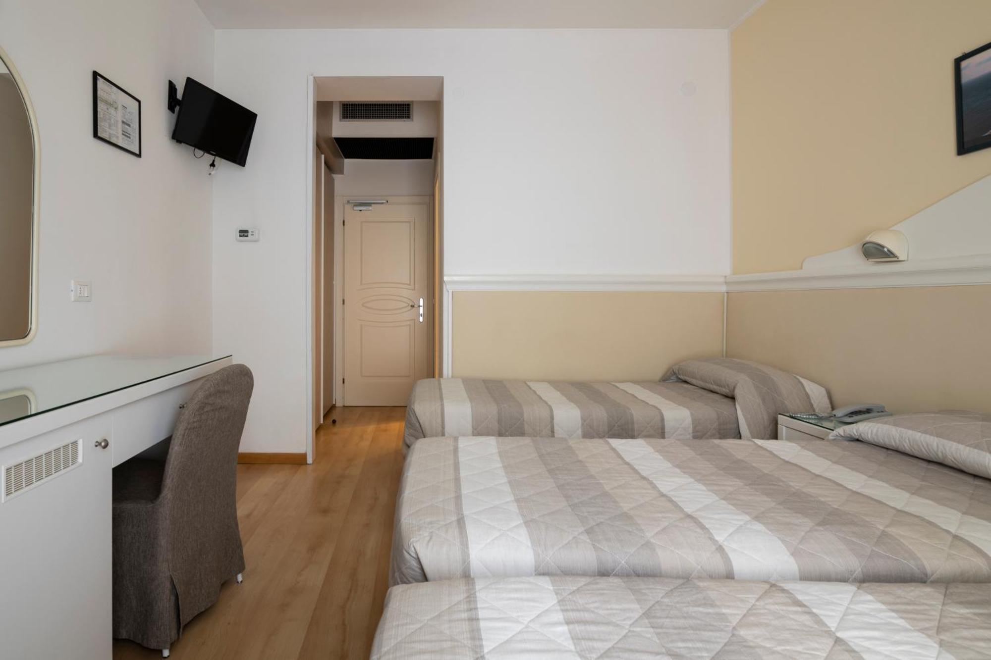 Miami Hotel 3*